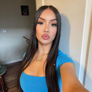 Meet your Posher, Shantel